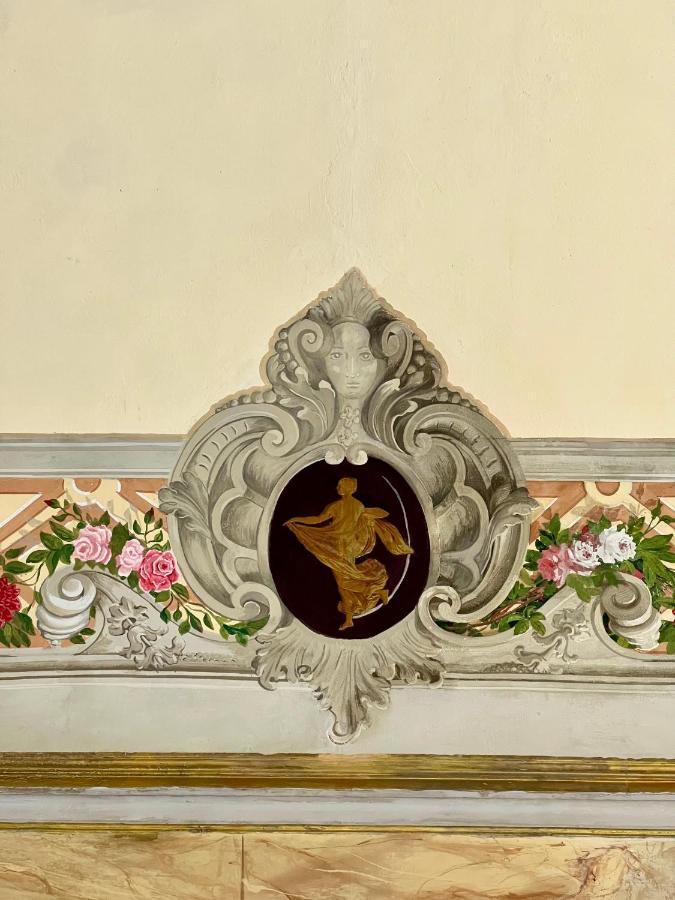 סיינה B&B Palazzo Bruchi מראה חיצוני תמונה