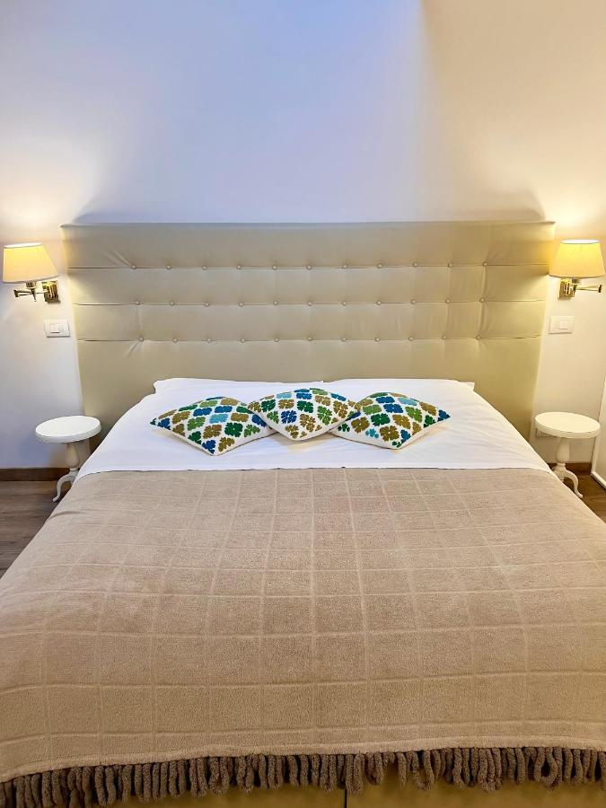 סיינה B&B Palazzo Bruchi מראה חיצוני תמונה