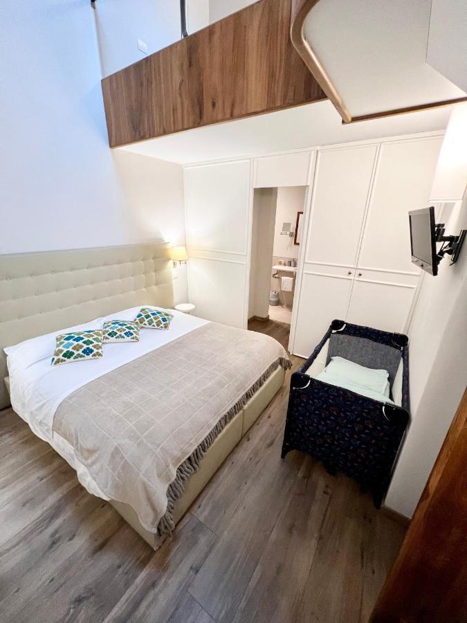 סיינה B&B Palazzo Bruchi מראה חיצוני תמונה