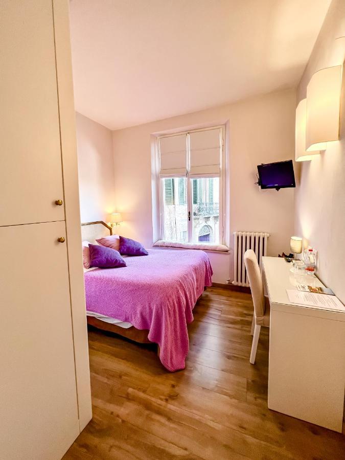 סיינה B&B Palazzo Bruchi מראה חיצוני תמונה